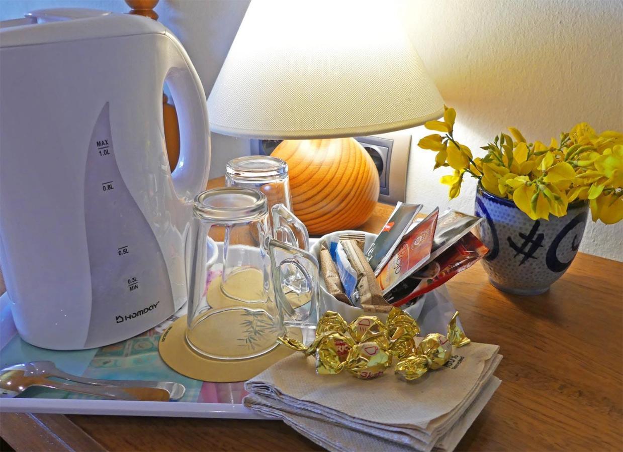 Double Room with Garden View Breakfast included - Double Bed