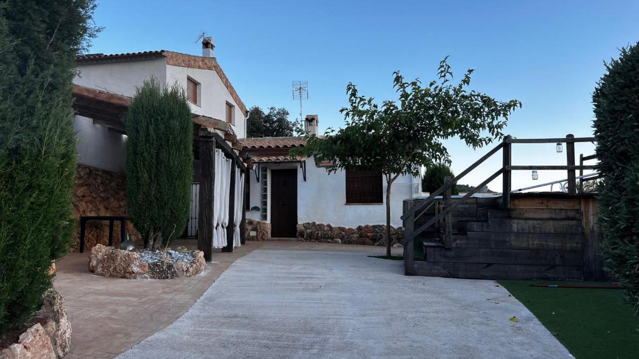 Two-Bedroom House,1581657227:JPEG