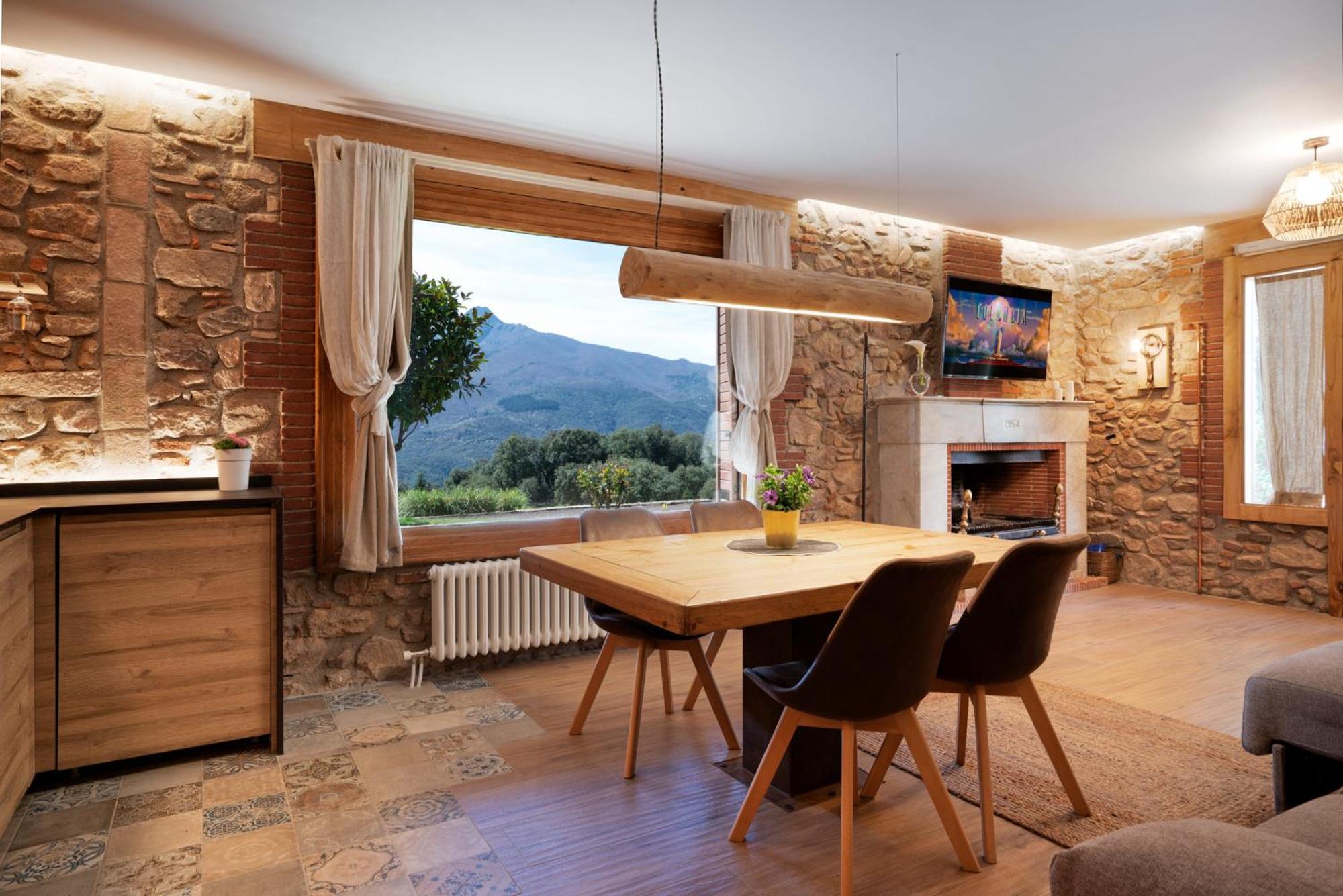 Habitación Doble con vistas a la montaña