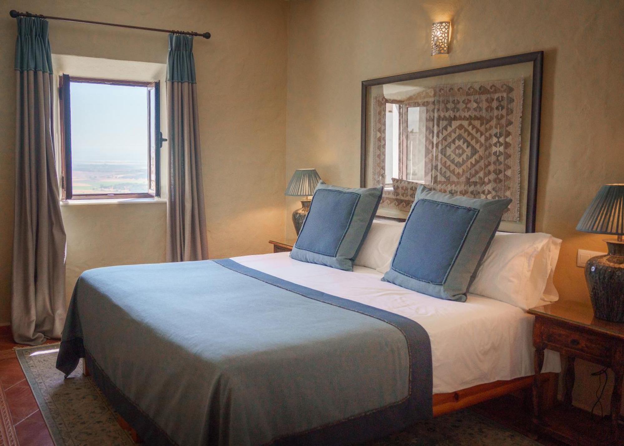 Double or Twin Room,1596872420:JPEG