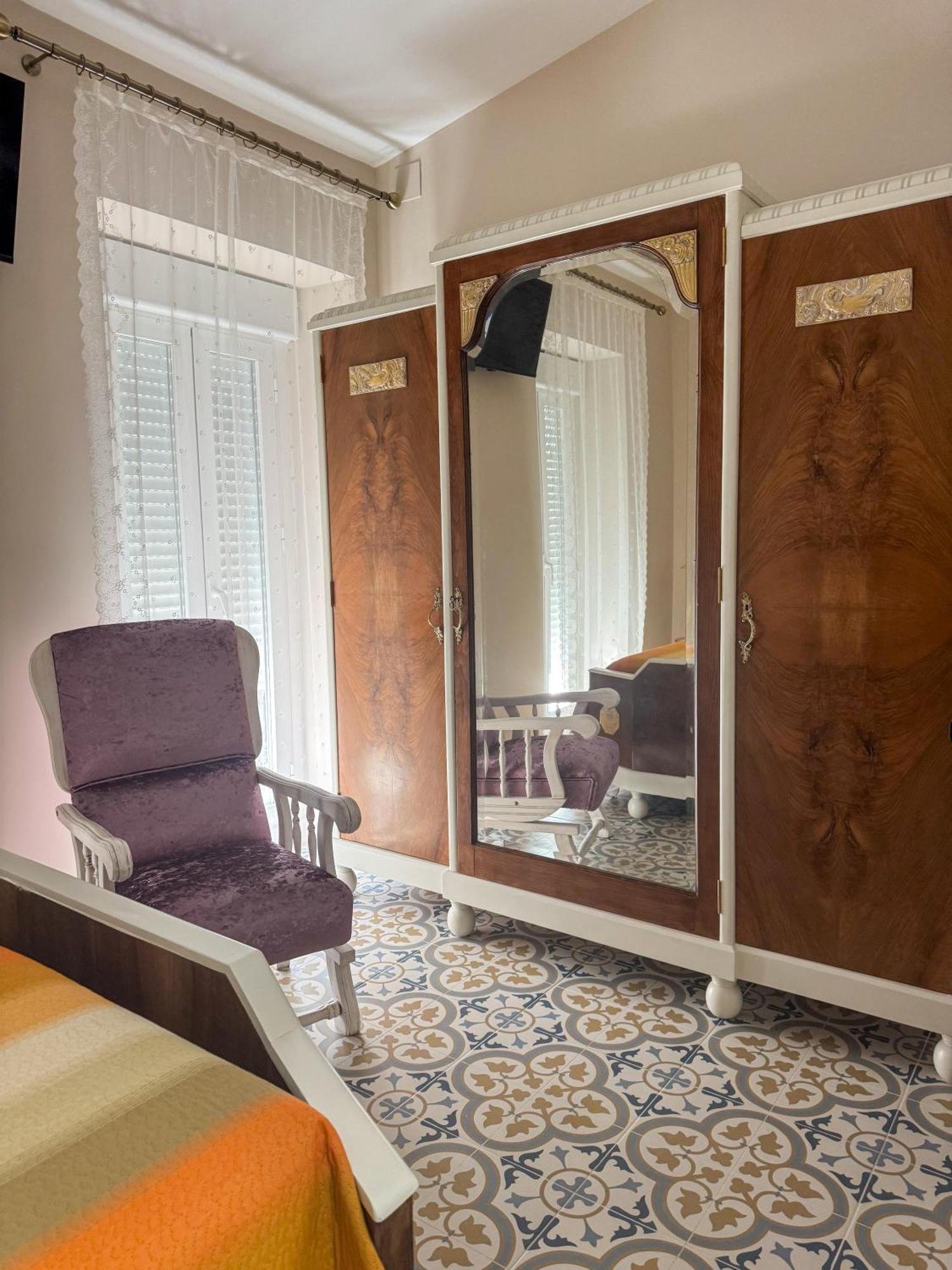 Habitación Doble con baño privado