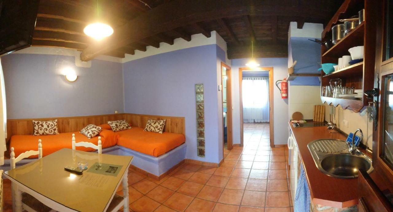 One-Bedroom Apartment,784153629:JPEG