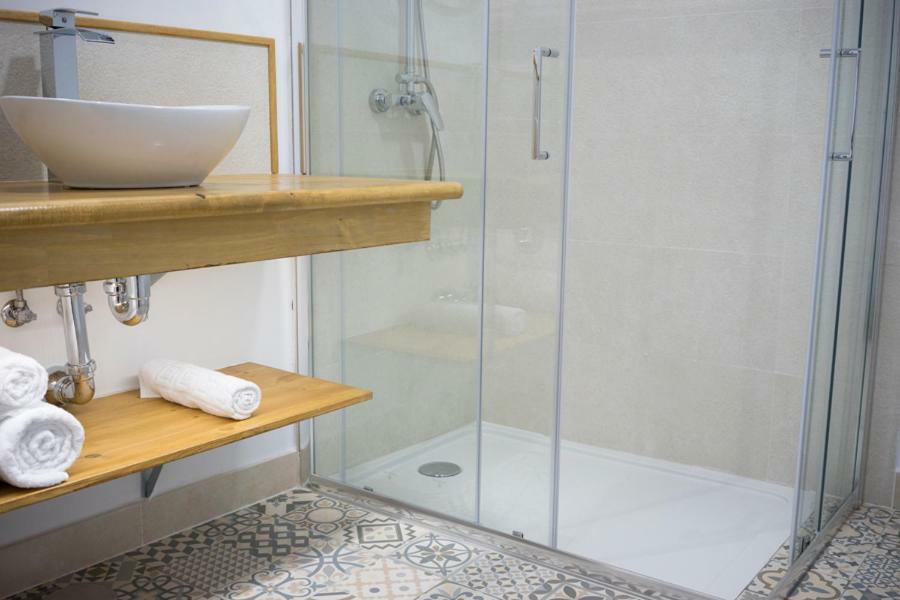 Twin Room,819262523:JPEG