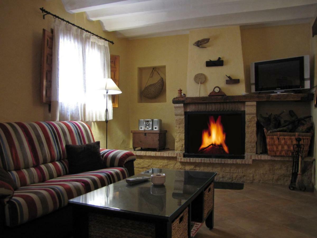 Three-Bedroom Townhouse,854200562:JPEG