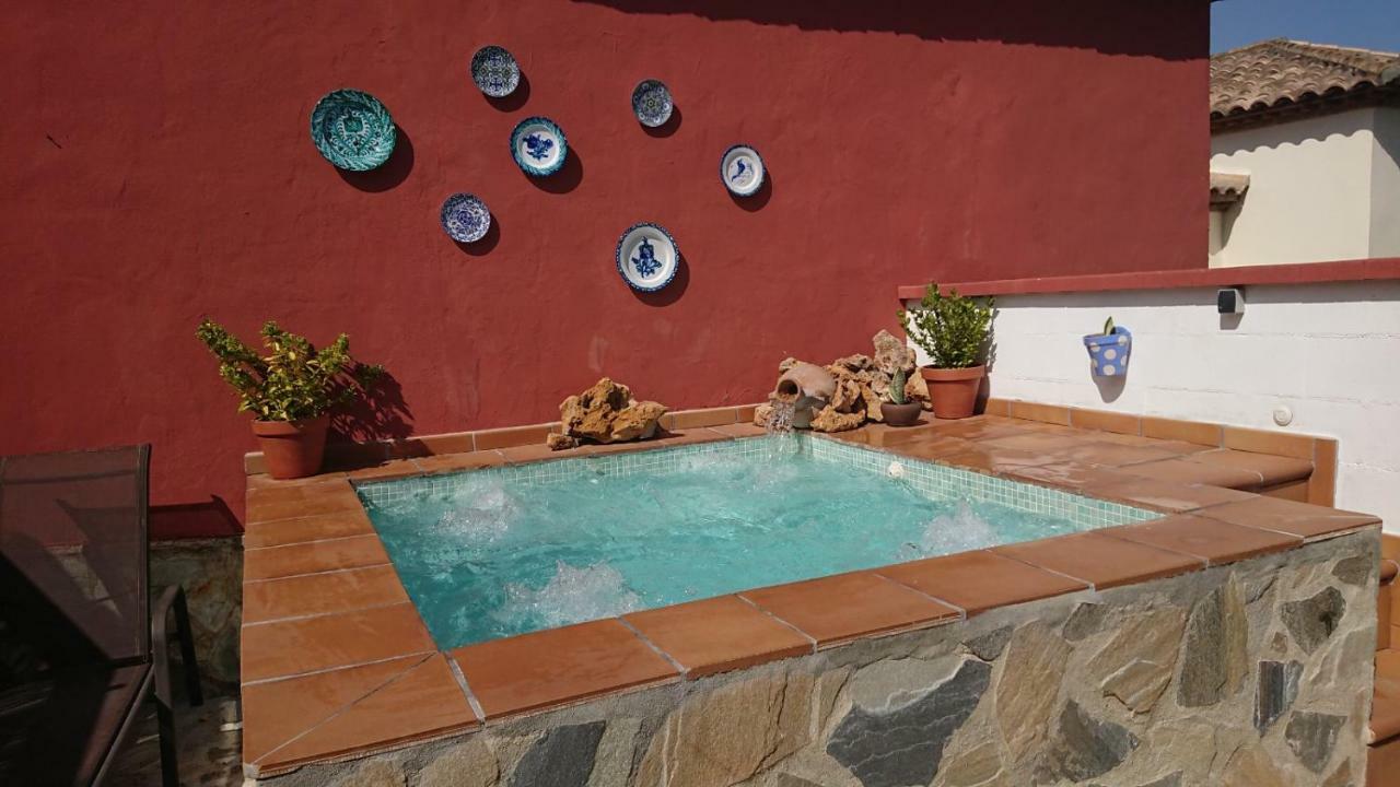 Holiday Home,885555919:JPEG
