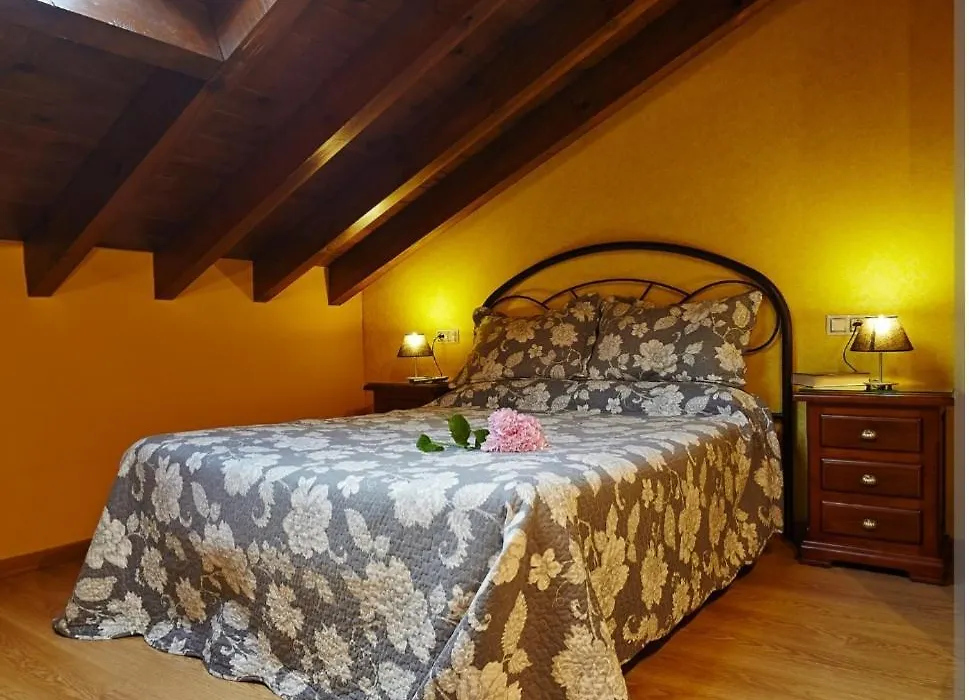 Casa Rural La Rotella De Xavi-1