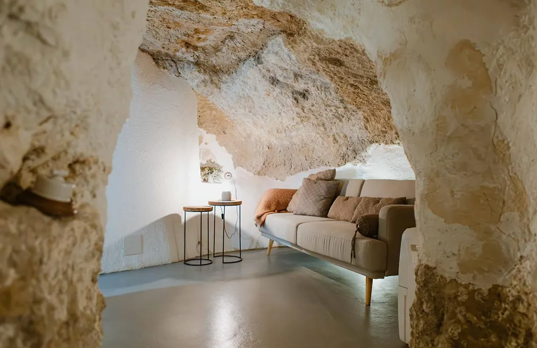 Casa Cueva Las Tinajas de Naya-1