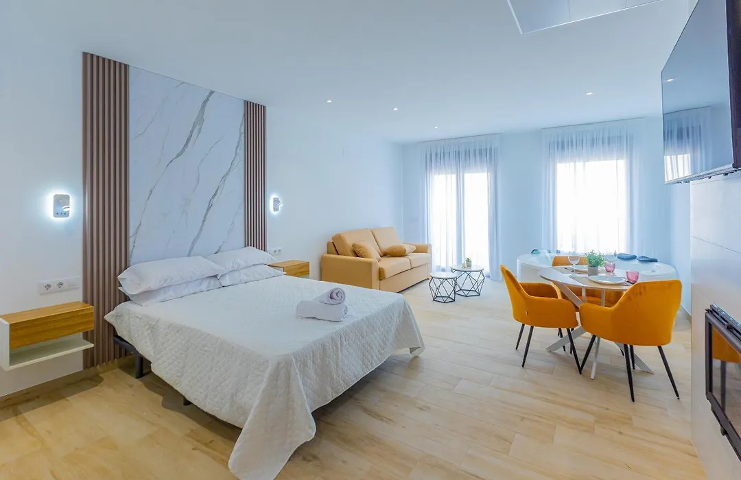 La Serrería-Premium Suite Apartments&Private Jacuzzi-1