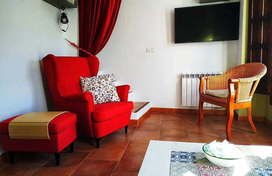 Casa Rural Arroyo de la Greda, tu base ideal para actividades en Sierra Nevada y Granada-1