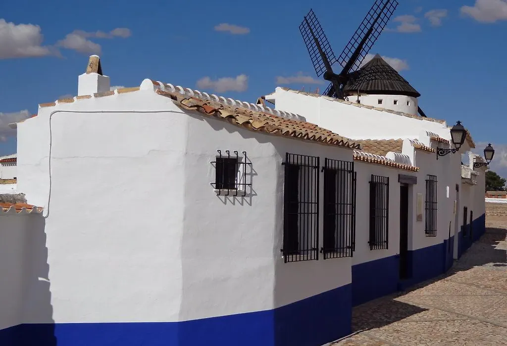 La Casa El Yelmo De Mambrino-1