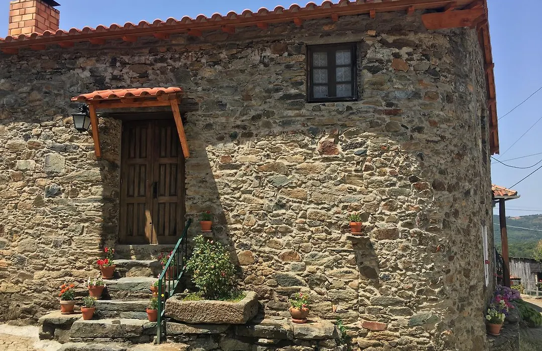 Casa Da Bica Gondesende-1