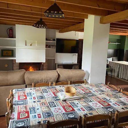 Casa Rural Monterrey Aroche-3