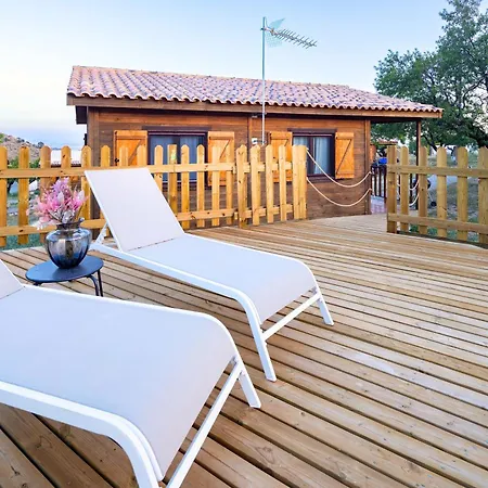 Aldea Los Odres - Cabañas de Madera de 1ª recién Reformadas con Piscina y BBQ Privada-3