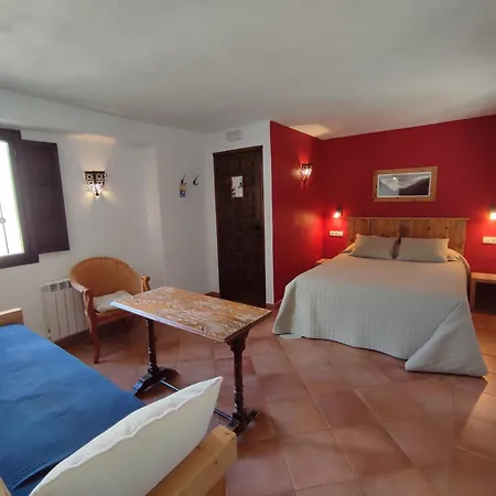 Casa Rural Arroyo de la Greda, tu base ideal para actividades en Sierra Nevada y Granada-2