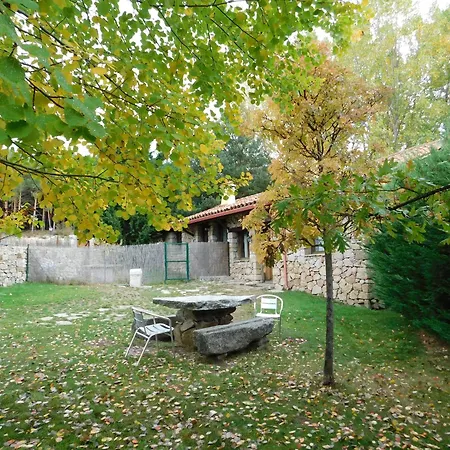 Casas Rurales Cimera yBrincalobitos-3