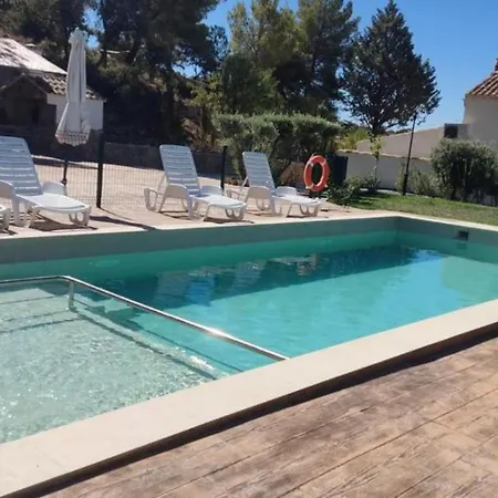 ENTRESIERRAS Apartamentos rurales con chimenea, barbacoa y espacio para eventos-2