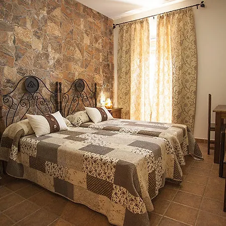 Casa Rural Cinco Balcones-3
