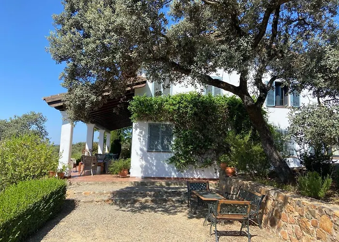 Casa Rural La Alcornocosa El Castillo de las Guardas
