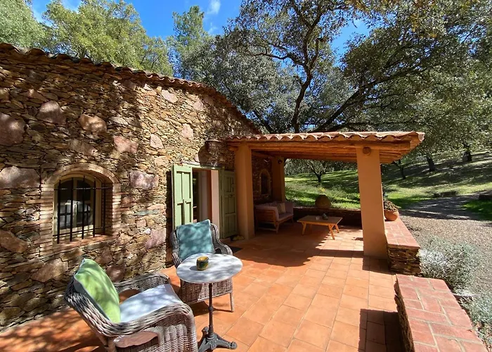 Valle del Arroyo Casas Rurales - B&B - Solo adultos Cortelazor