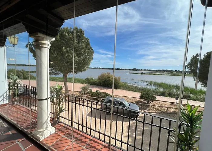 Hostal On Acebuchal 23 El Rocío