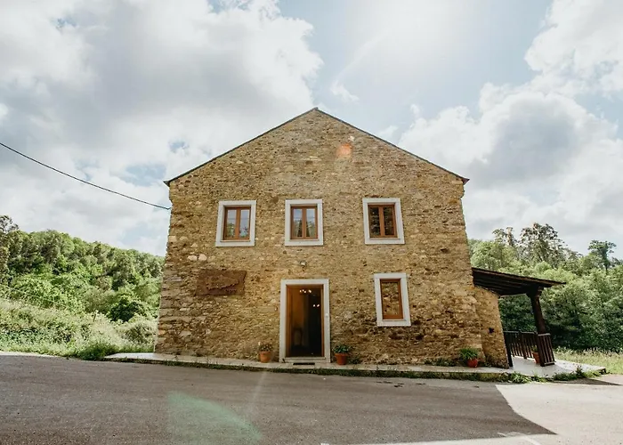 Casa Berbesa - Caserío en Asturias 3, Jardín, BBQ, FAM Castropol