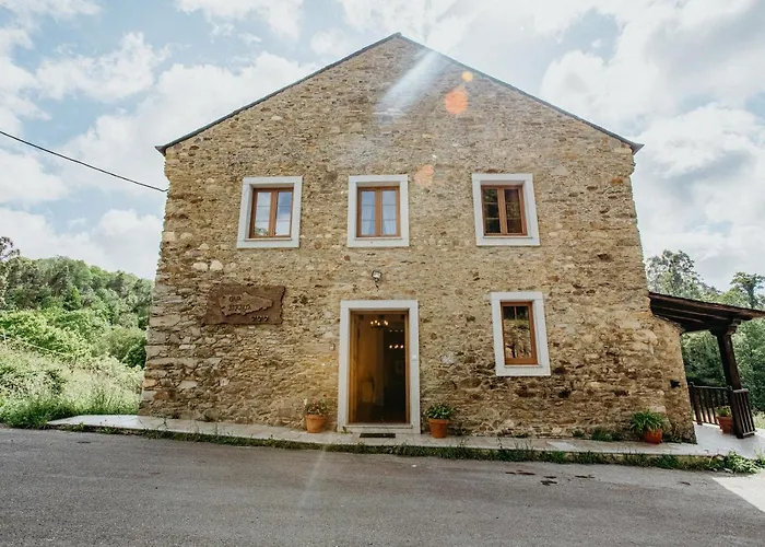 Casa Berbesa - Caserío en Asturias 3, Jardín, BBQ, FAM Castropol