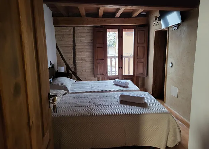 Hostal La Casa El Cura Madrigal de la Vera