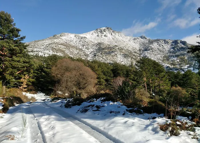 Complejo Turístico Las Cañadas Casas de Campo- Actividades Gratuitas Todos los Fines de Semana Banos De Montemayor