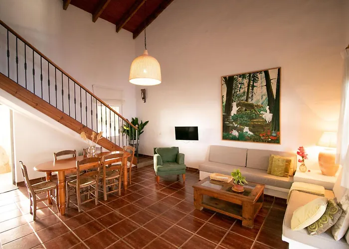 Hostal Casas Isabel Zahora