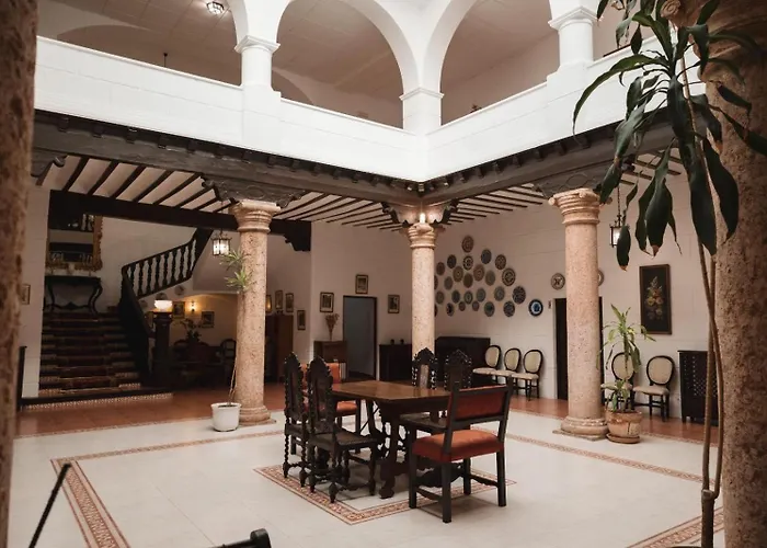 Casa de los Acacio San Clemente 
