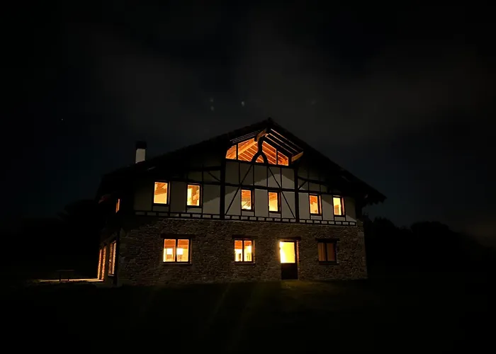 Caserío Bizkar Aia
