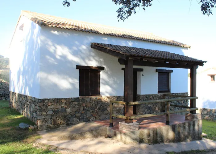 Alojamiento Rural 'al Muniat' El Castillo de las Guardas