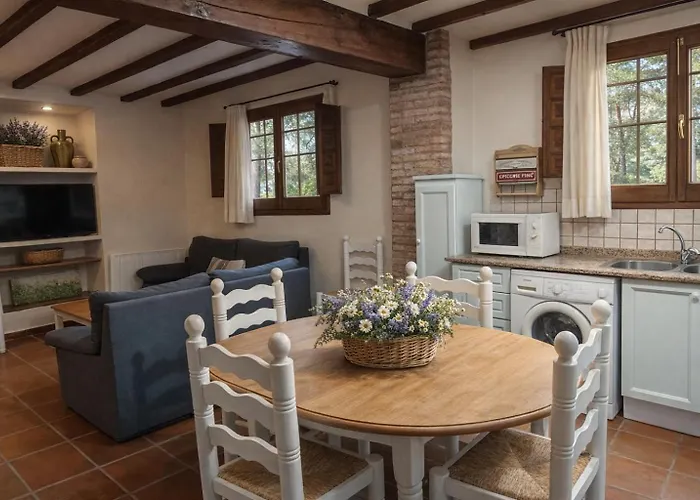 Masía de San Juan Casas Rurales con piscina y vistas a la montaña Segorbe 