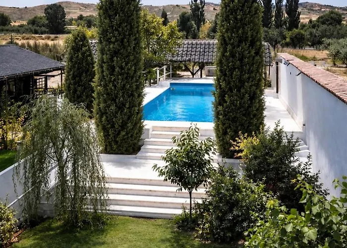 Hostal heart&ponie - Retiro Rural Privado con Piscinas Chinchón