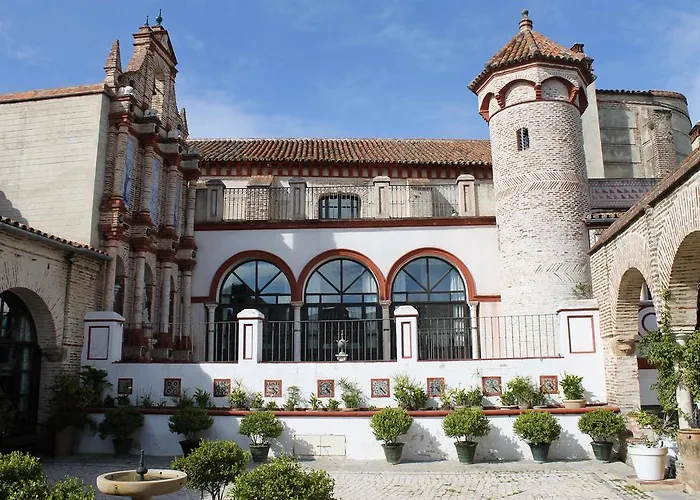 El Palacio De San Benito Cazalla de la Sierra