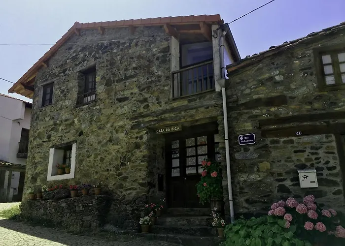 Hostal Casa Da Bica Gondesende Bragança