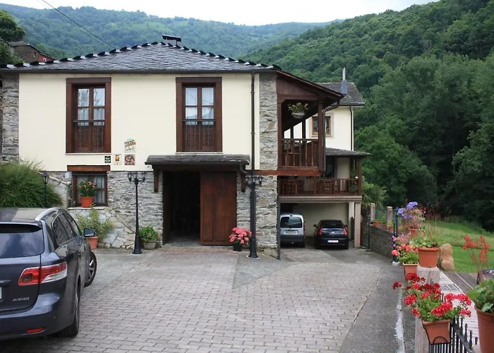 Hostal Casa Agudín Cangas De Narcea