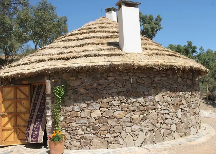 Alojamiento Los Chozos Cazalla de la Sierra