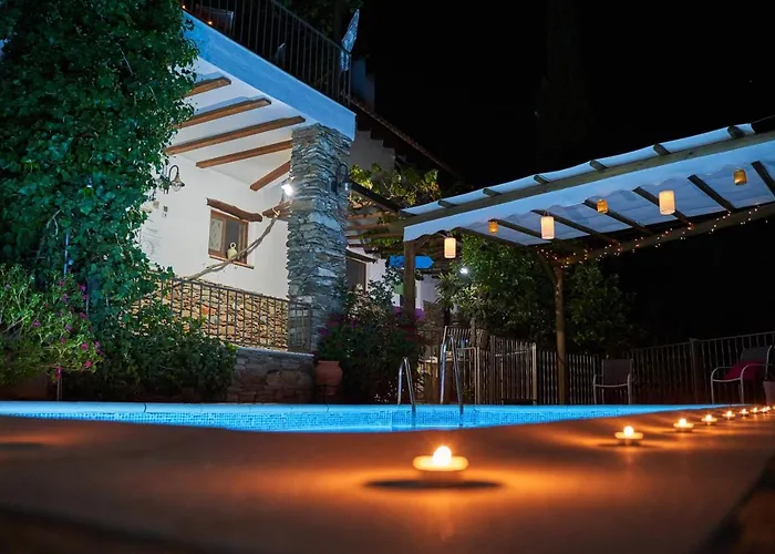 Casas Rurales Picachico Laroya